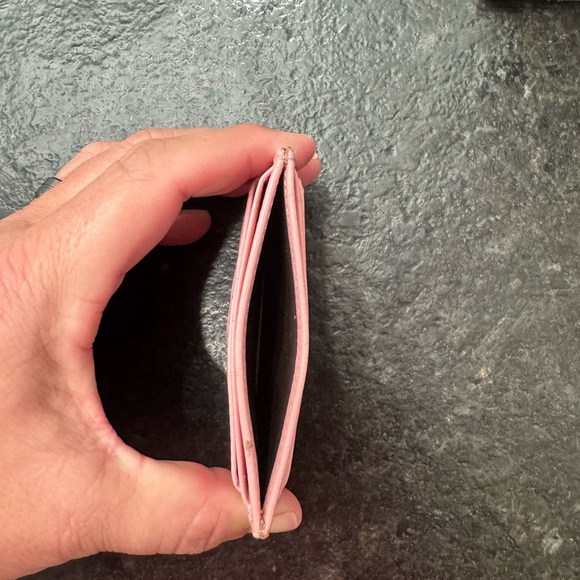 Gucci Marmont Pink Leather Card Holder - Picture 3 of 4